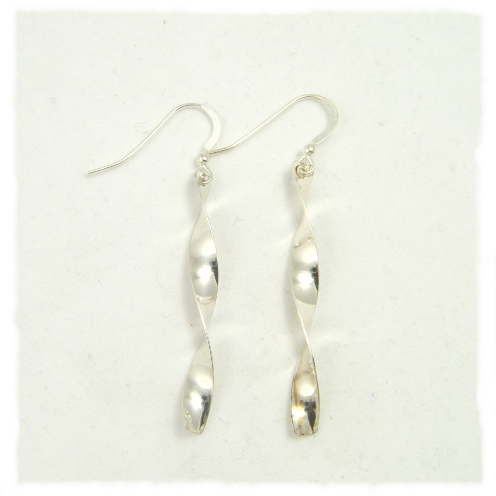 Fine silver twist earrings